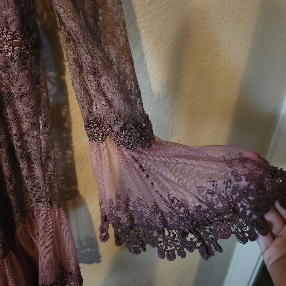 Adore Lace Top - Brown and Pink - Picture 5 of 7